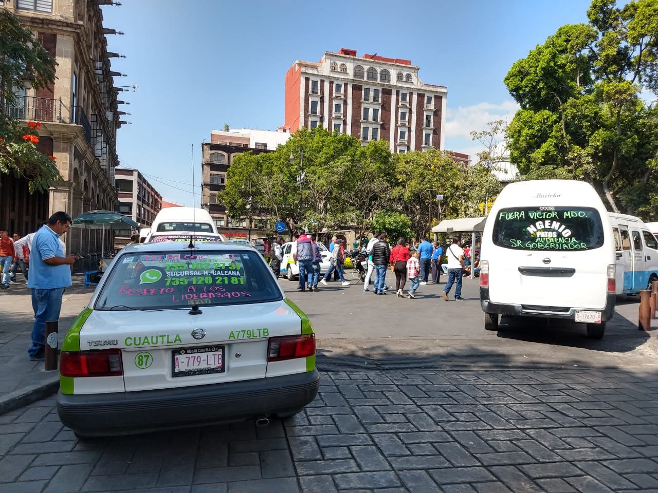 Transportistas en el centro en protesta. Foto cortesía