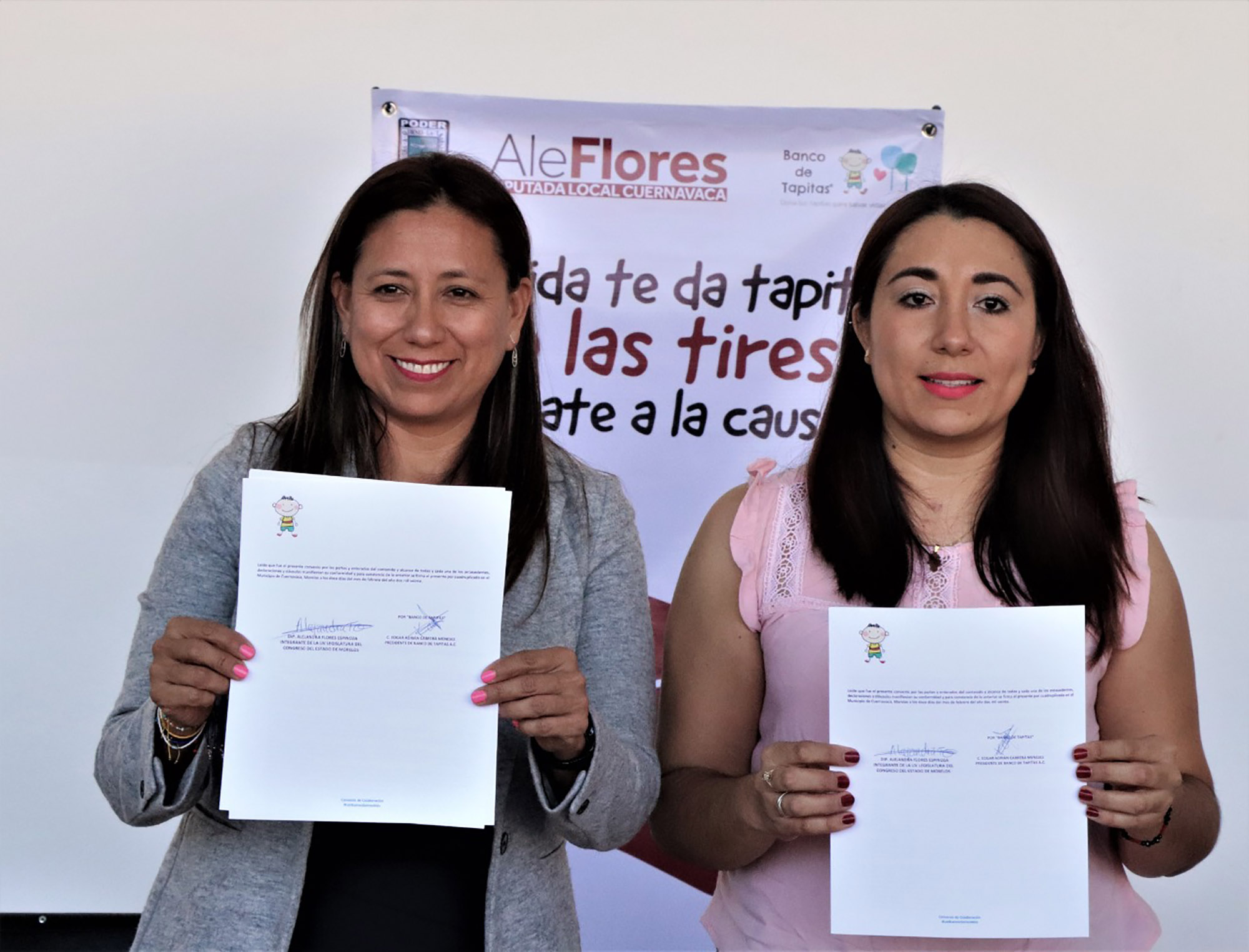 Alejandra Flores celebra convenio. Foto cortesía