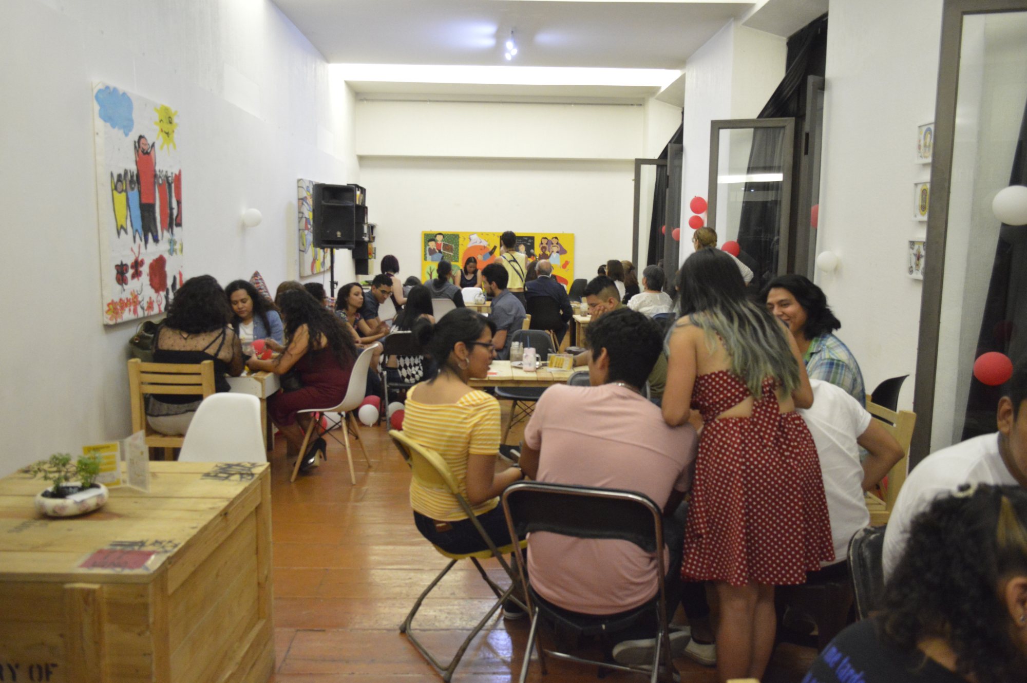 San Valentín en Resiliente. Foto Fermín Solano