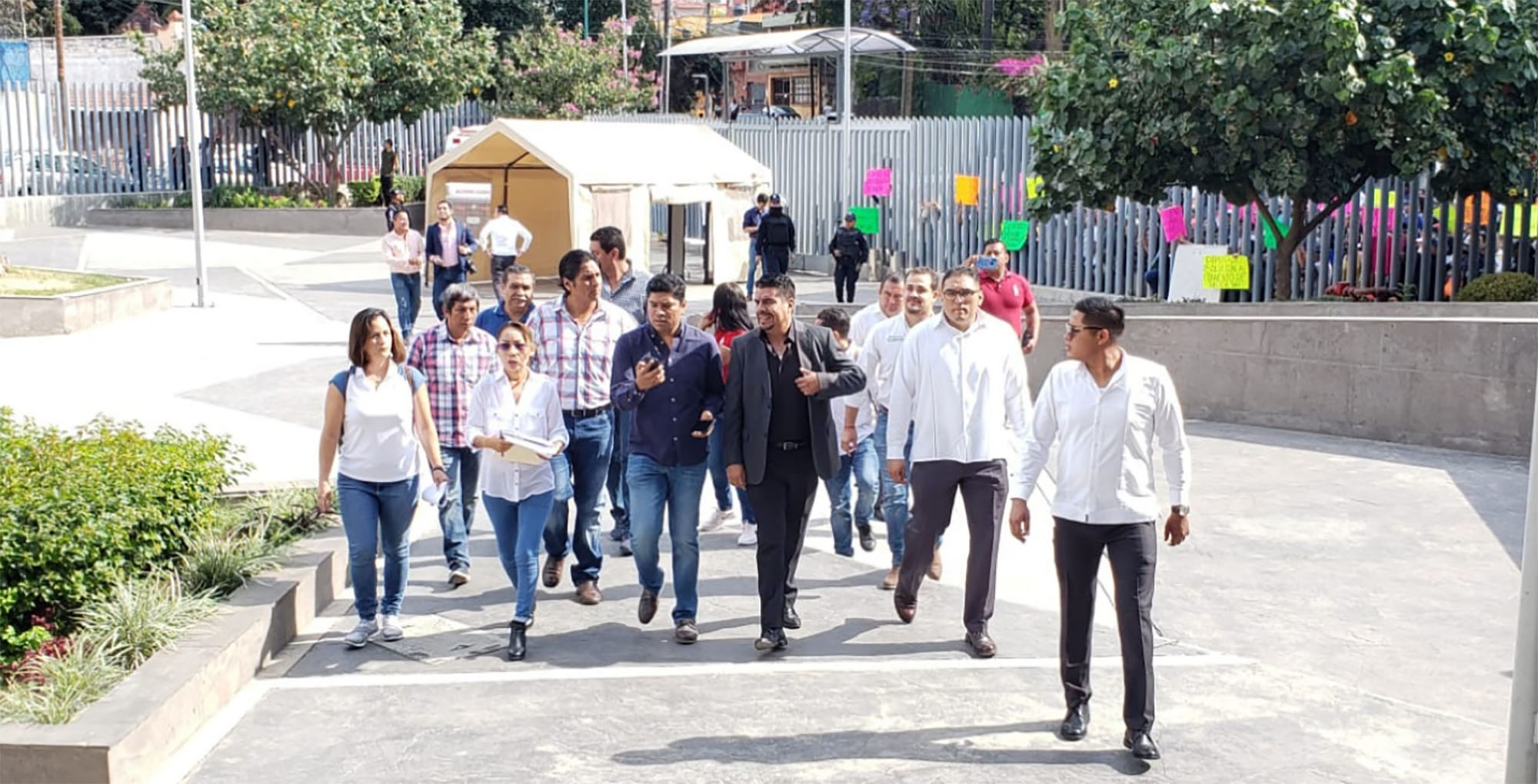 Autoridades de Puente de Ixtla en el Congreso Foto cortesía