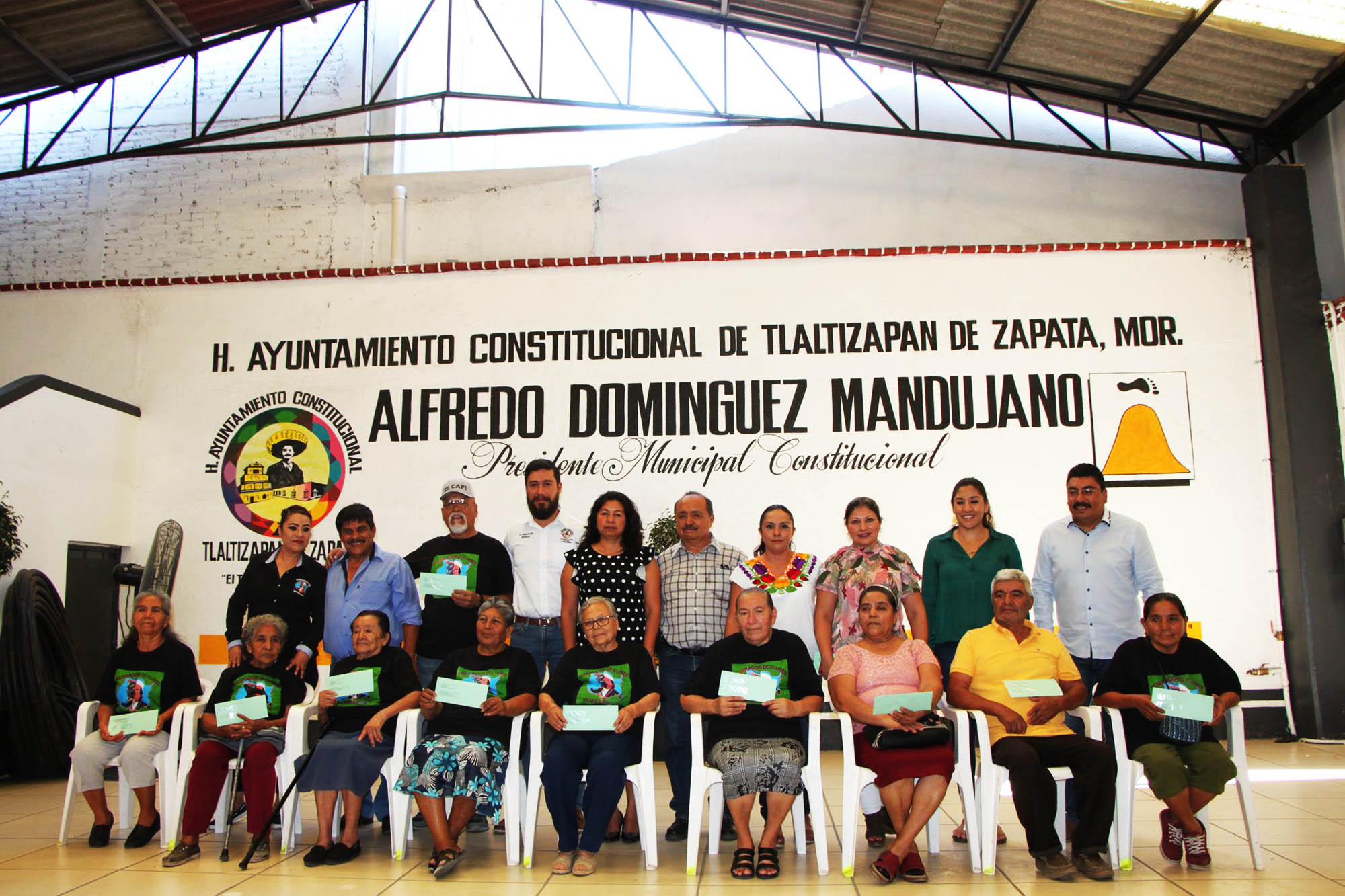 Beneficiarios del programa de reunificación familiar. Foto Ayuntamiento de Tlaltizapán