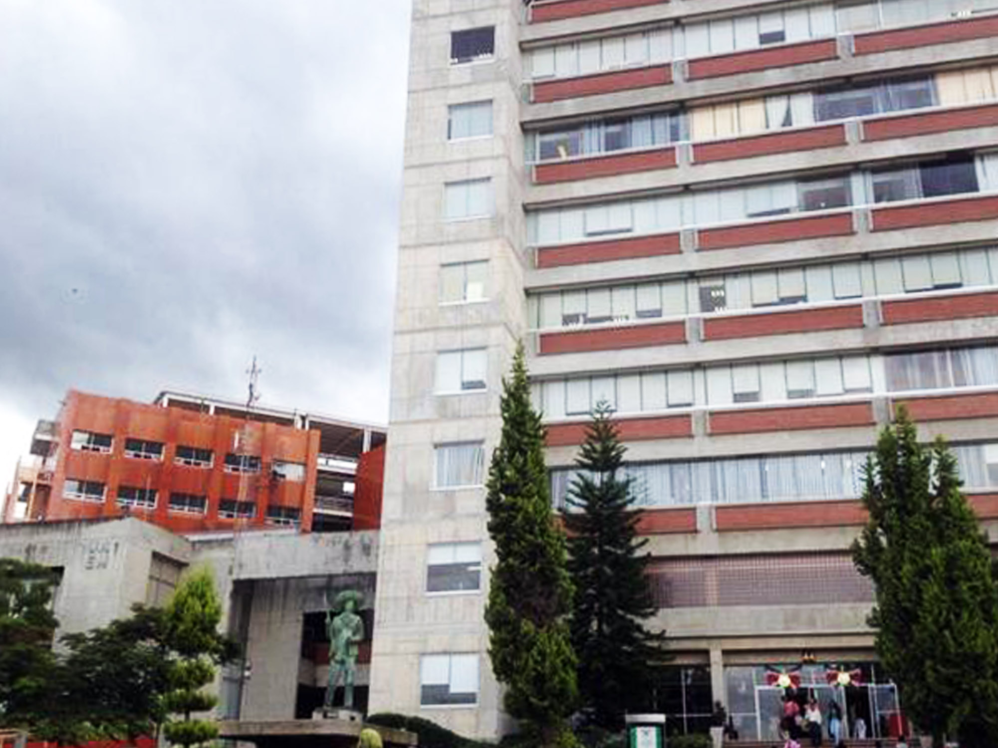 Torre de Rectoría de UAEM. Foto Redes Sociales