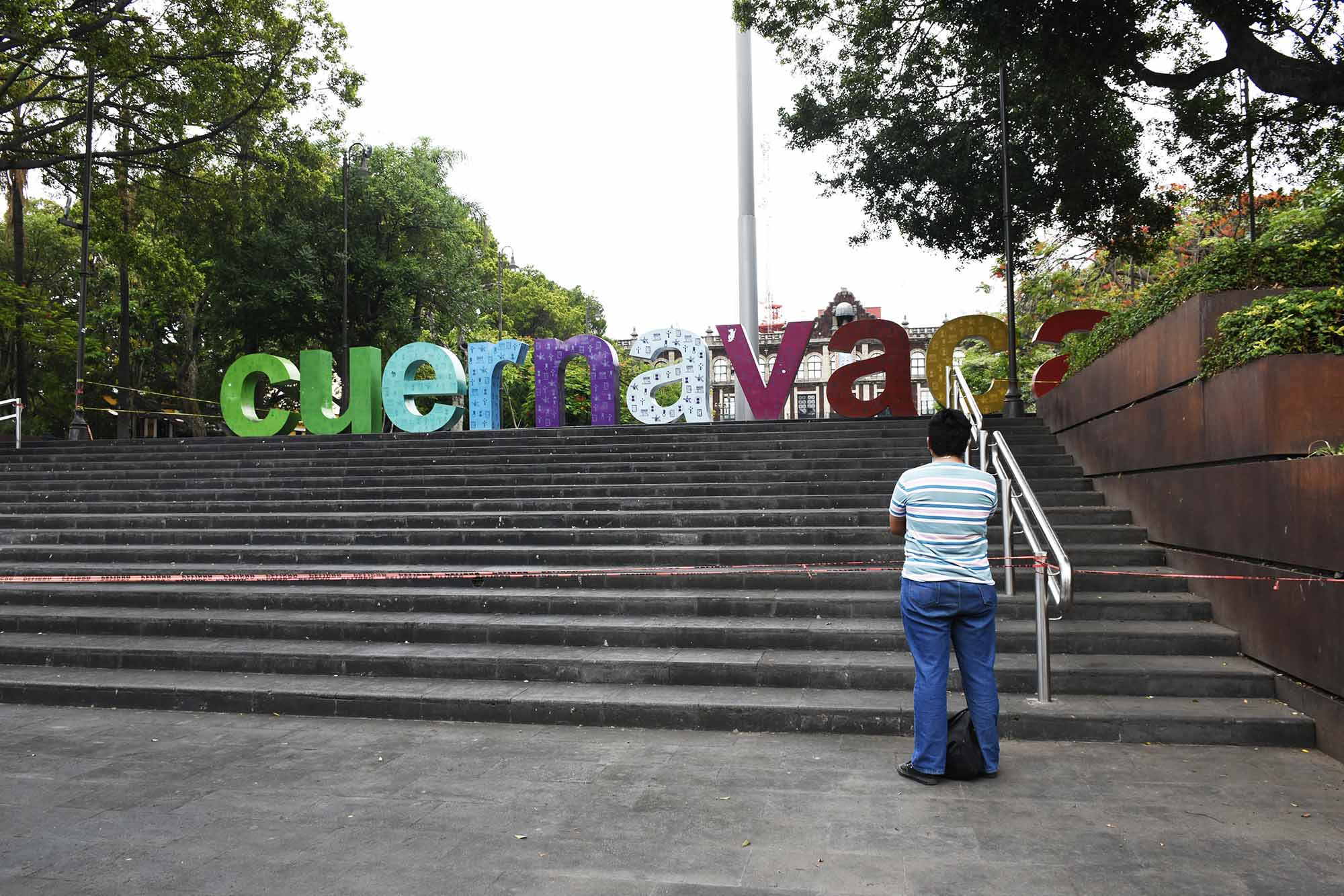 Zócalo de Cuernavaca clausurado. Foro de aspecto Maximo Cerdio