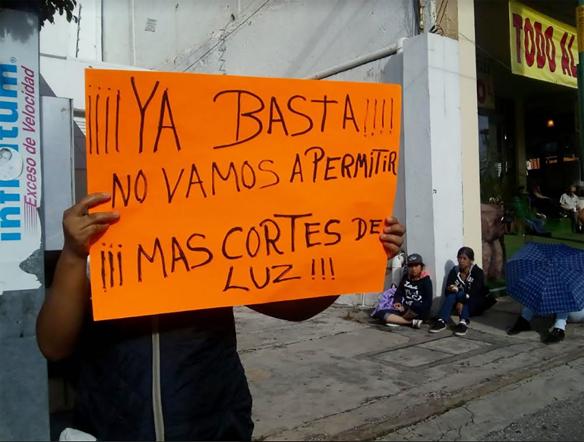 Protesta contra CFE. Foto cortesía