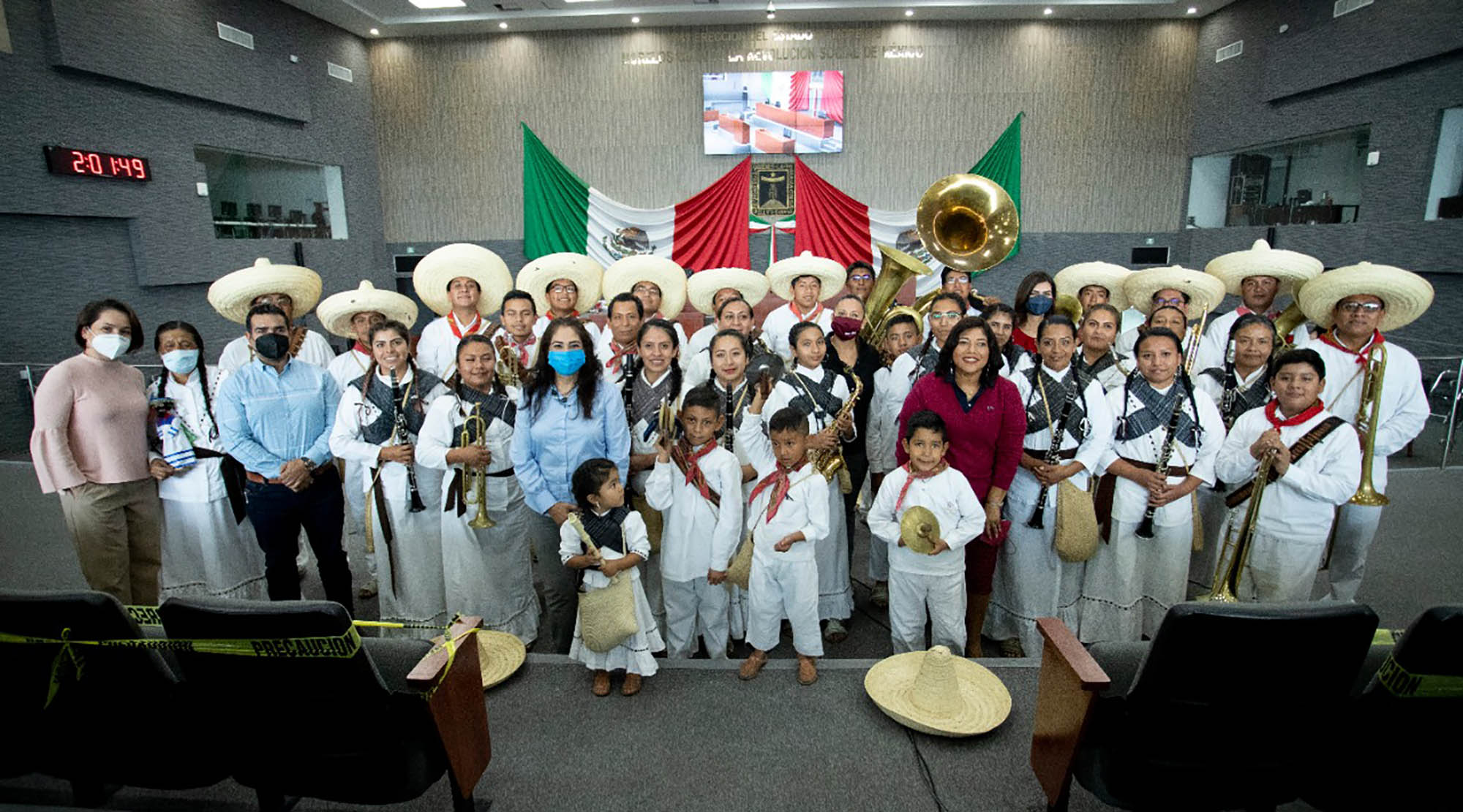 Ariadna Barrera y banda Tlayacapan