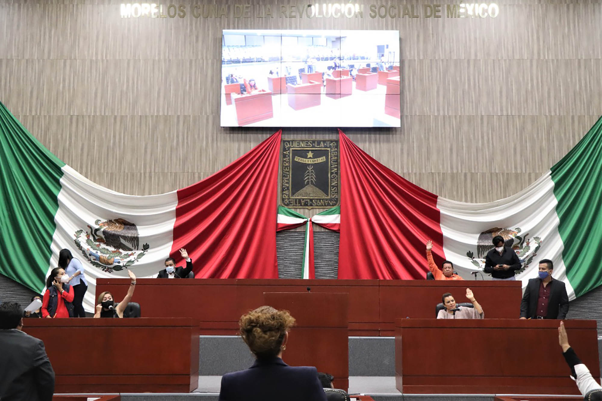 Legisladores en sesión