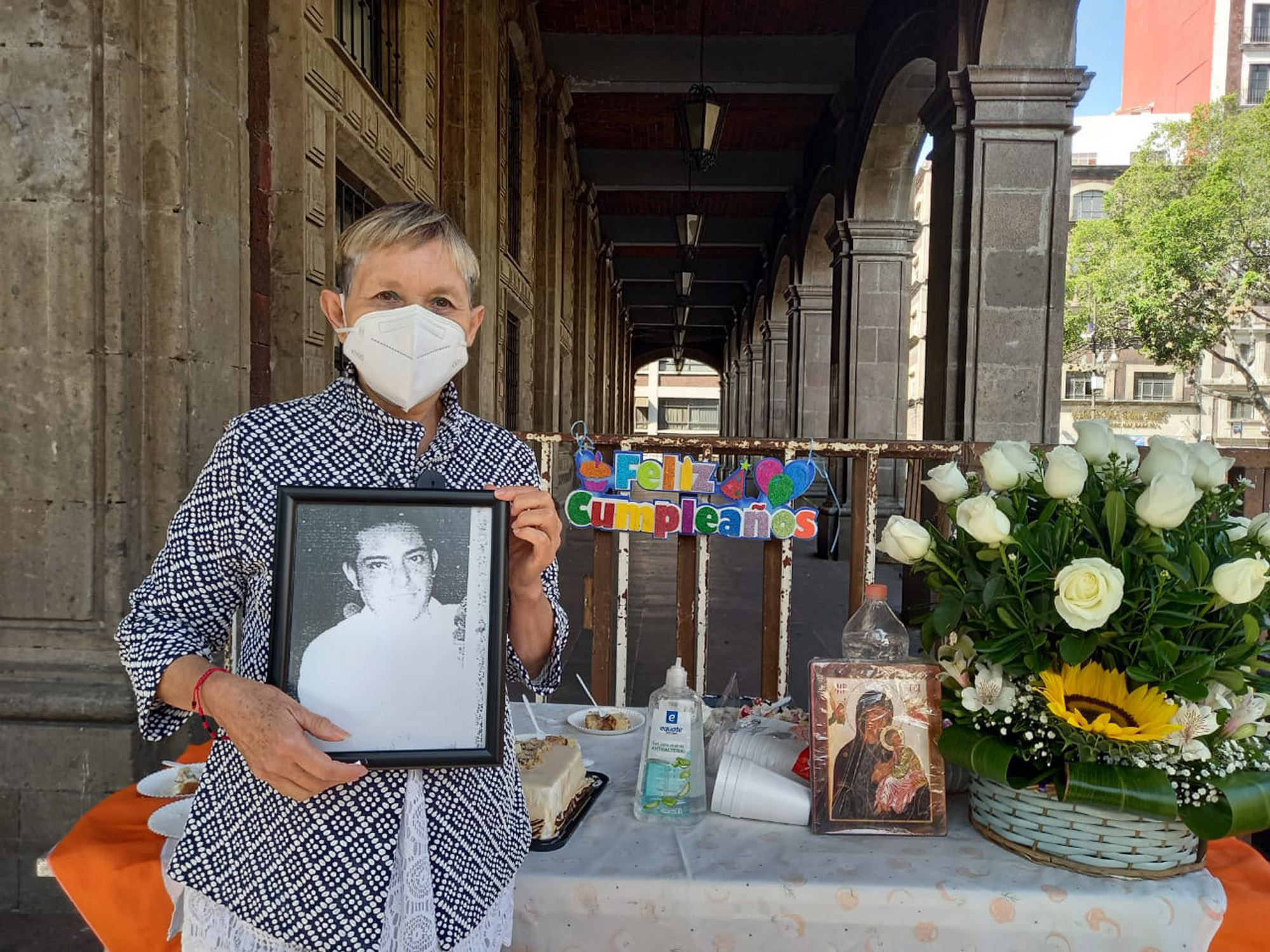 Alma Griselda conmemora el cumpleaños de su hijo. Foto cortesía