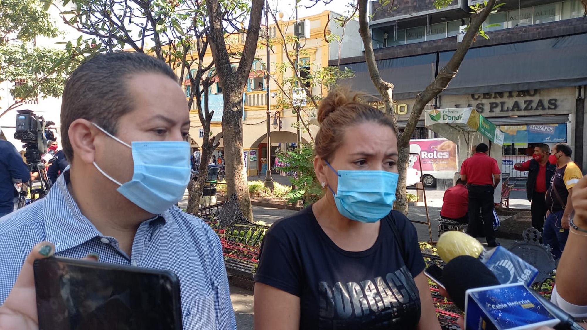 Familiares de Damaris, afectada. Foto cortesía