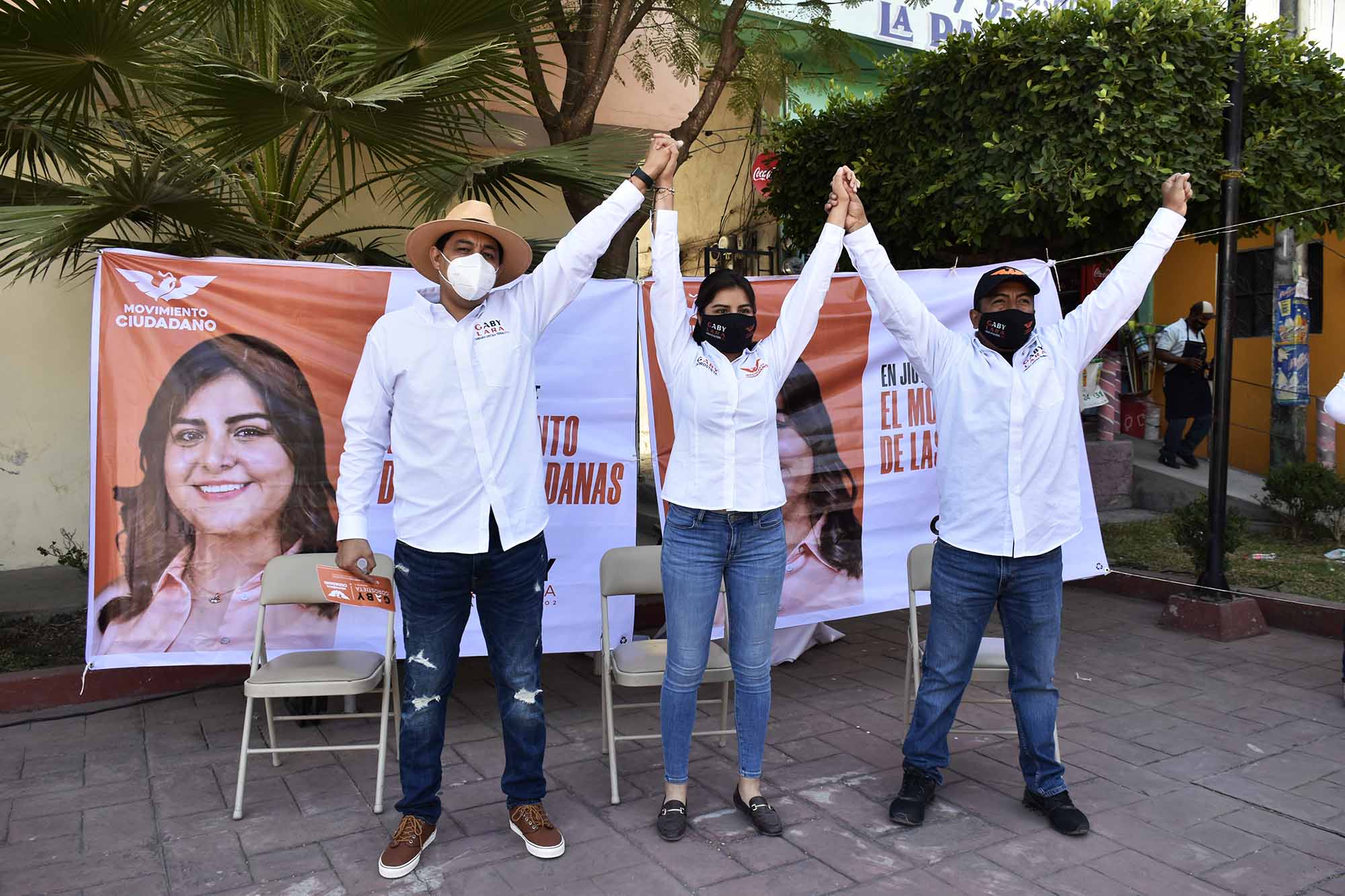 Gaby Gorostieta Lara y candidatos de Movimiento Ciudadano