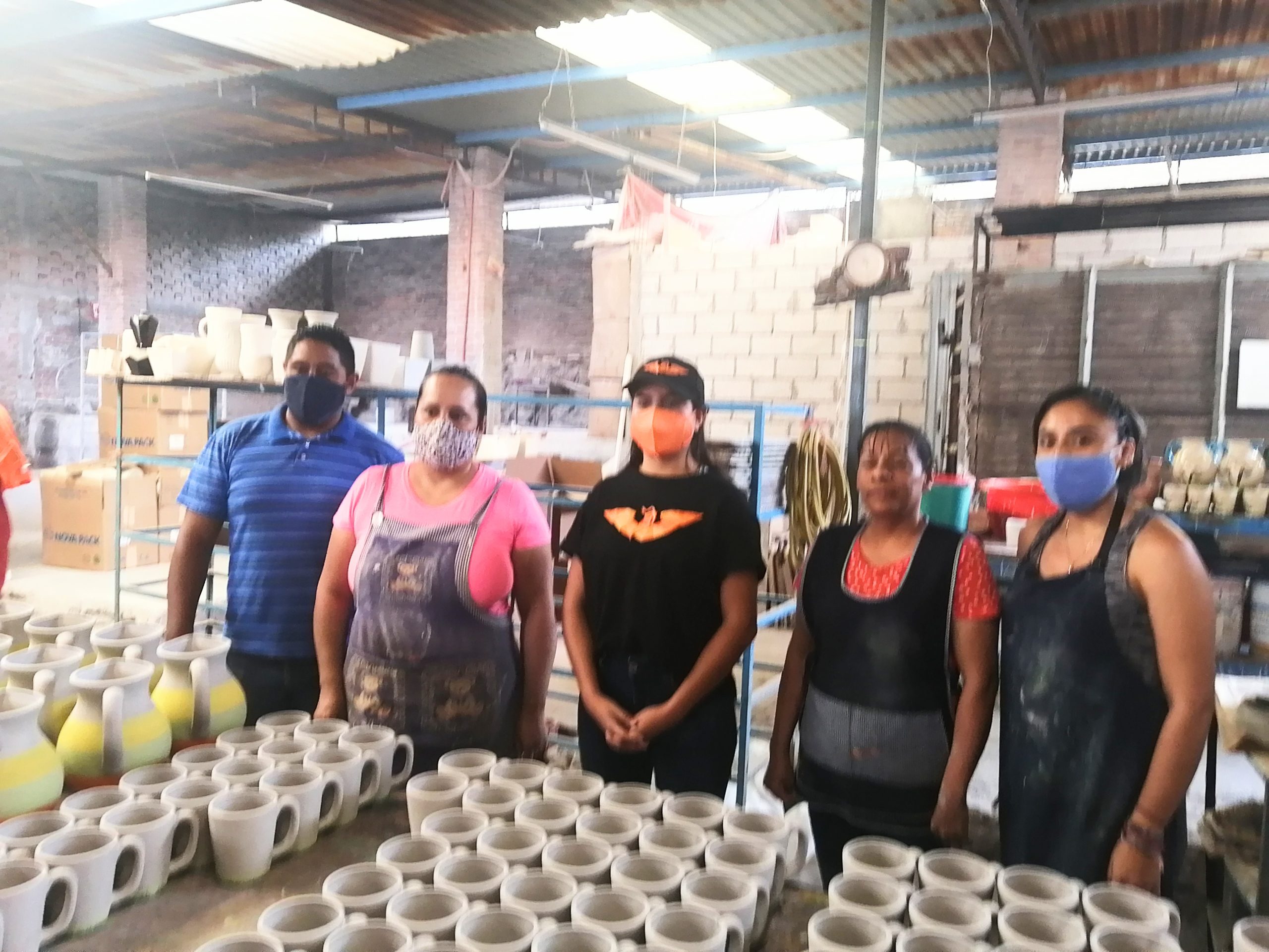 Gaby Gorostieta y ceramistas 