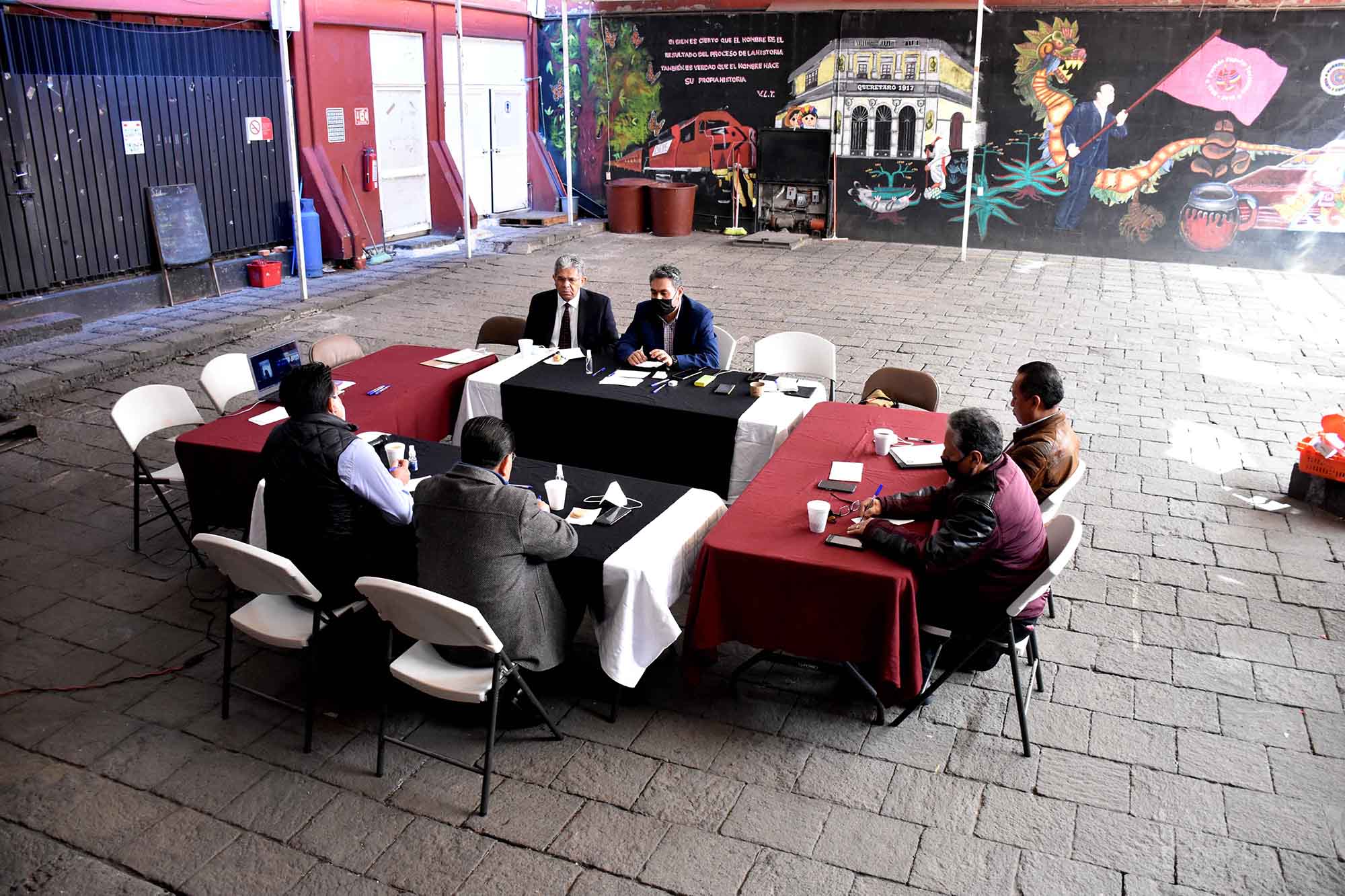 Con líderes nacionales de la Unión General de Obreros y Campesinos de México (UGOCM)