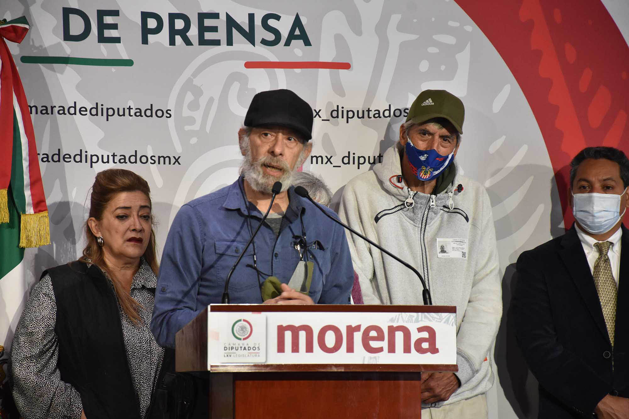 Jorge Mújica en conferencia de prensa en la Cámara de Diputadosmm