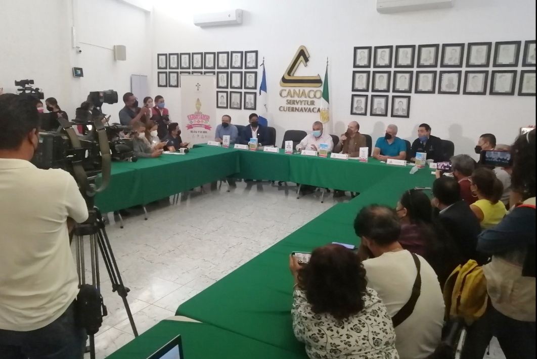 Conferencia de prensa en la Canaco 