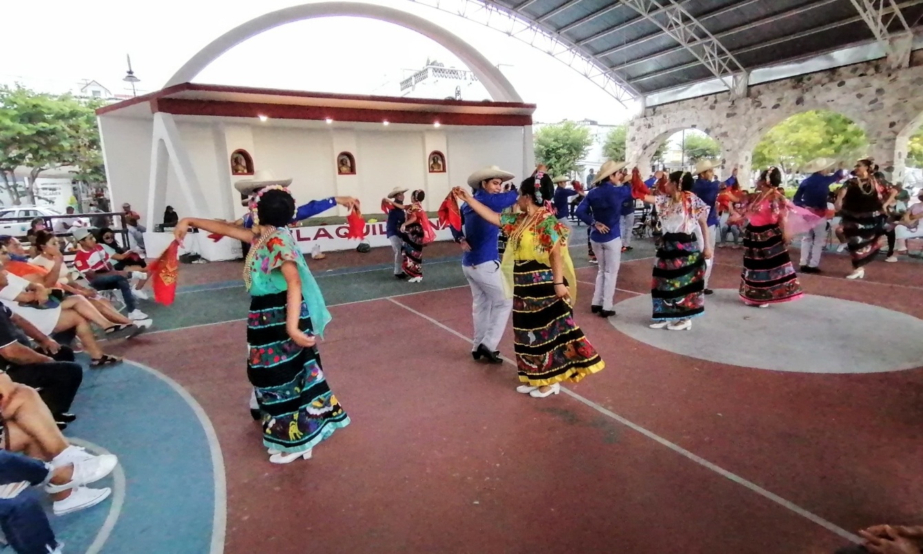 Presentación de Huitzillin en Tlaquiltenango 