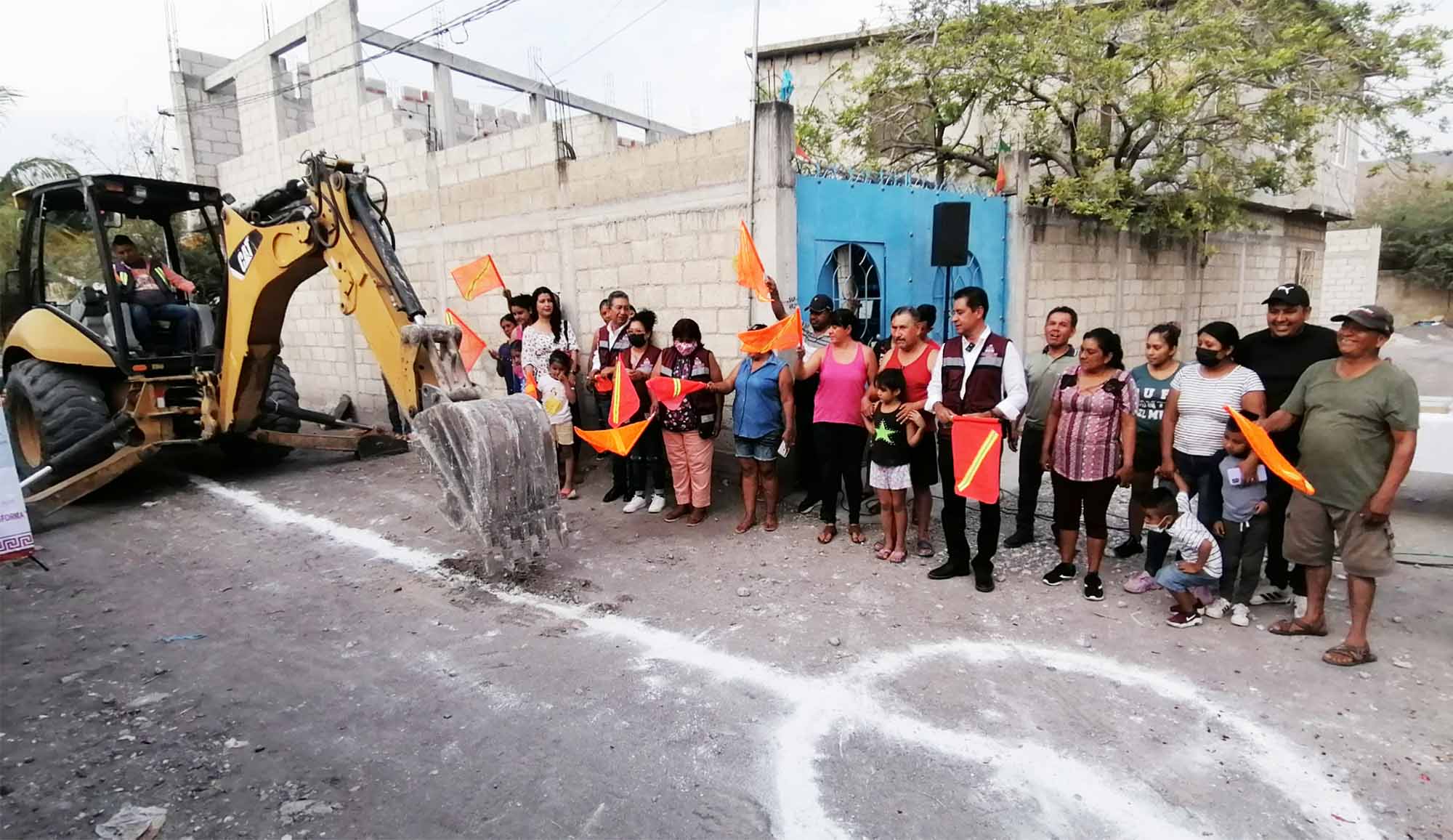 Banderazo de inicio de obra