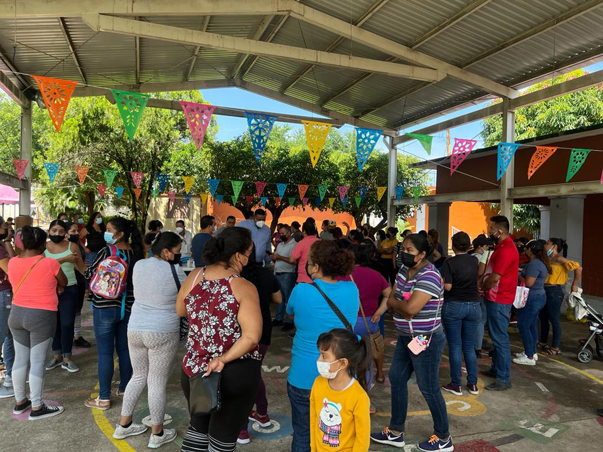 Toma de instalaciones del jardin de niños