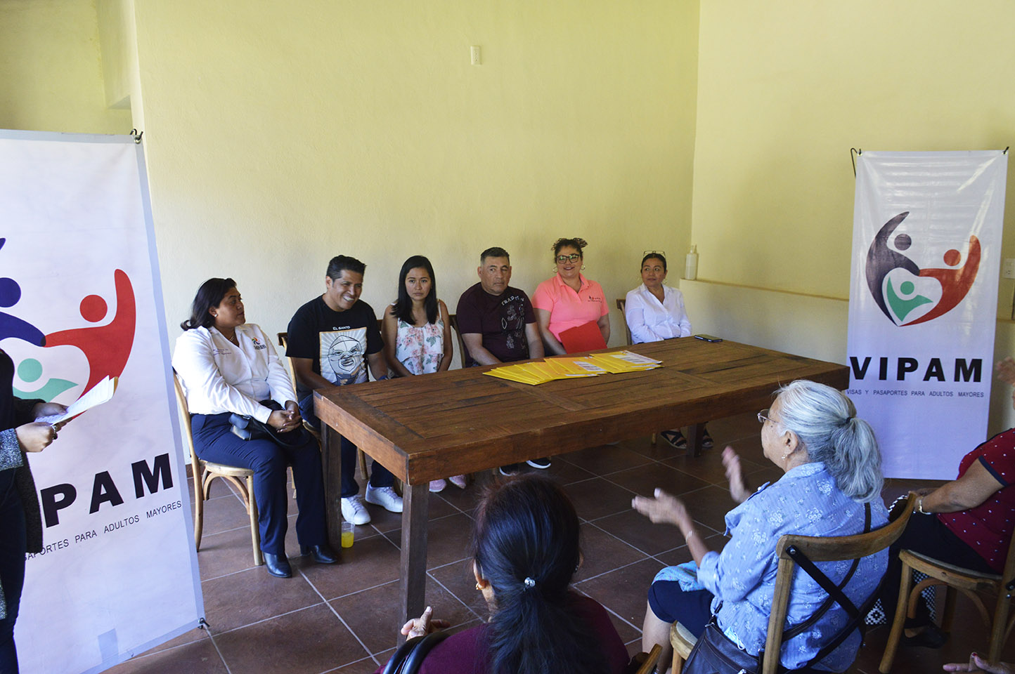 Familiares de migrantes agradeciendo1