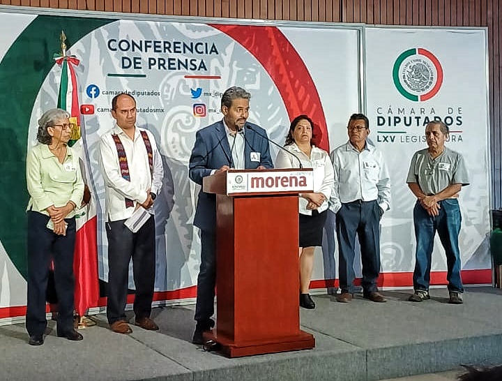 Manuel Castro en conferencia de prensa 